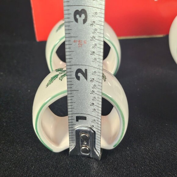 Set of 8  2 Boxes of 4 Christmastime Nikko Napkin Rings With Holly/Berry Design - Picture 8 of 10